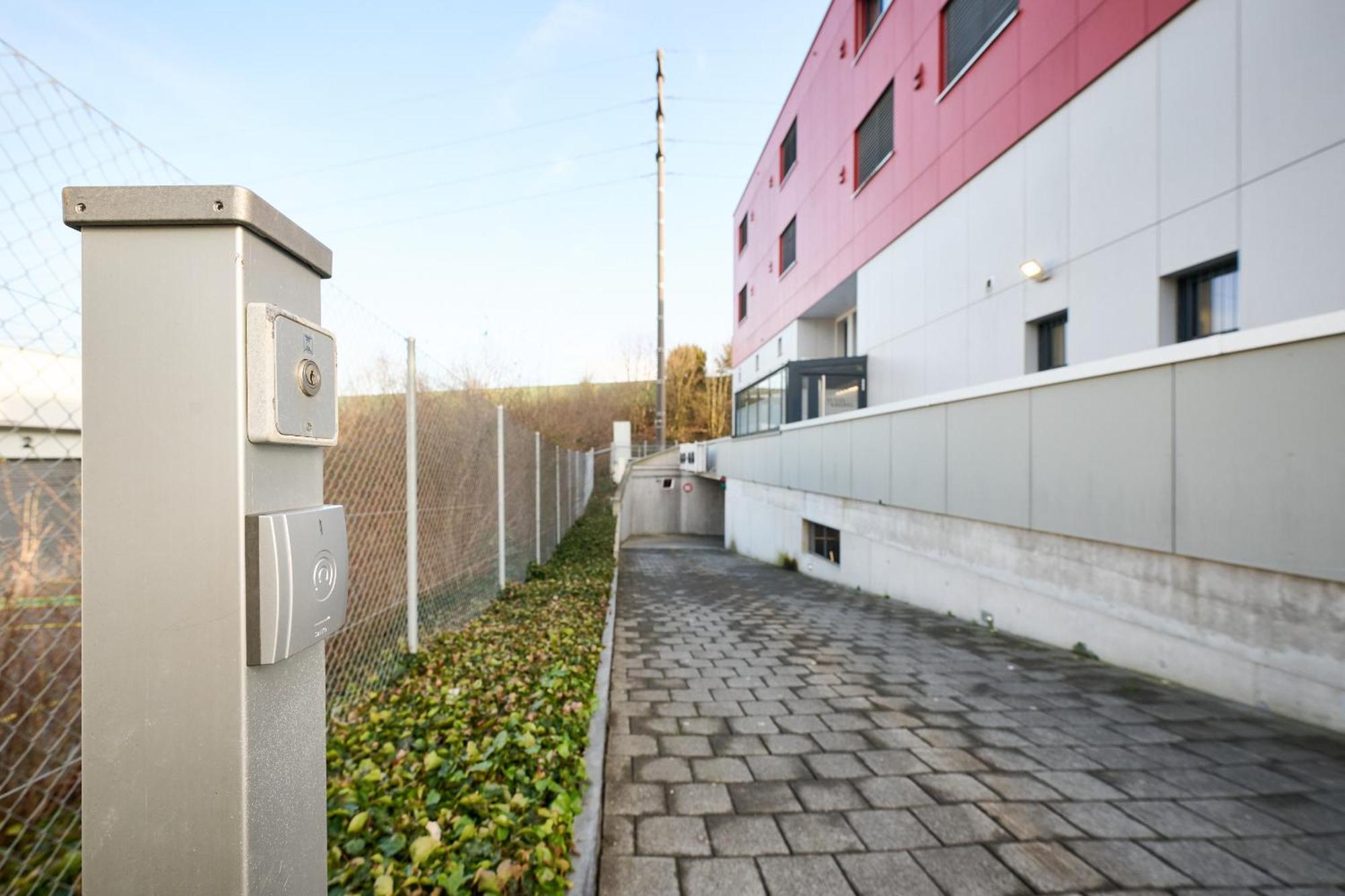 Hotel Am Kreisel Self-Check-In By Smart Hotels Lachen Εξωτερικό φωτογραφία