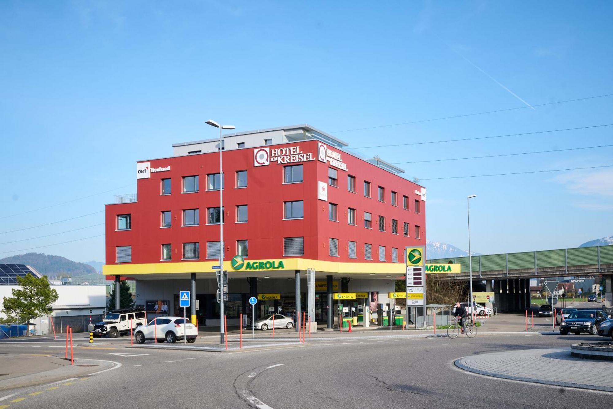 Hotel Am Kreisel Self-Check-In By Smart Hotels Lachen Εξωτερικό φωτογραφία